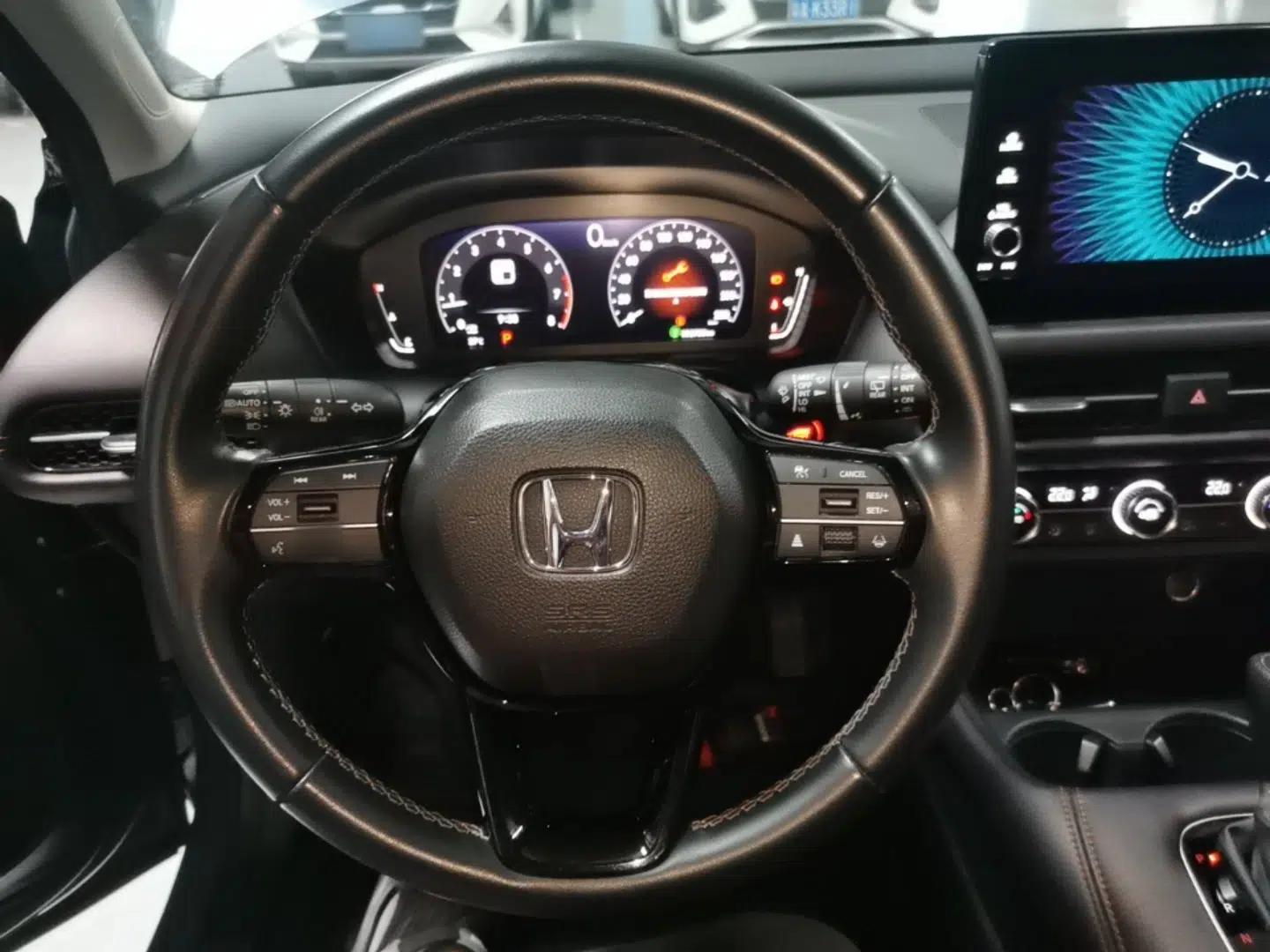Used Honda ZR-V 2023 1.5T CVT Smart Enjoyment Version — миниатюра 13