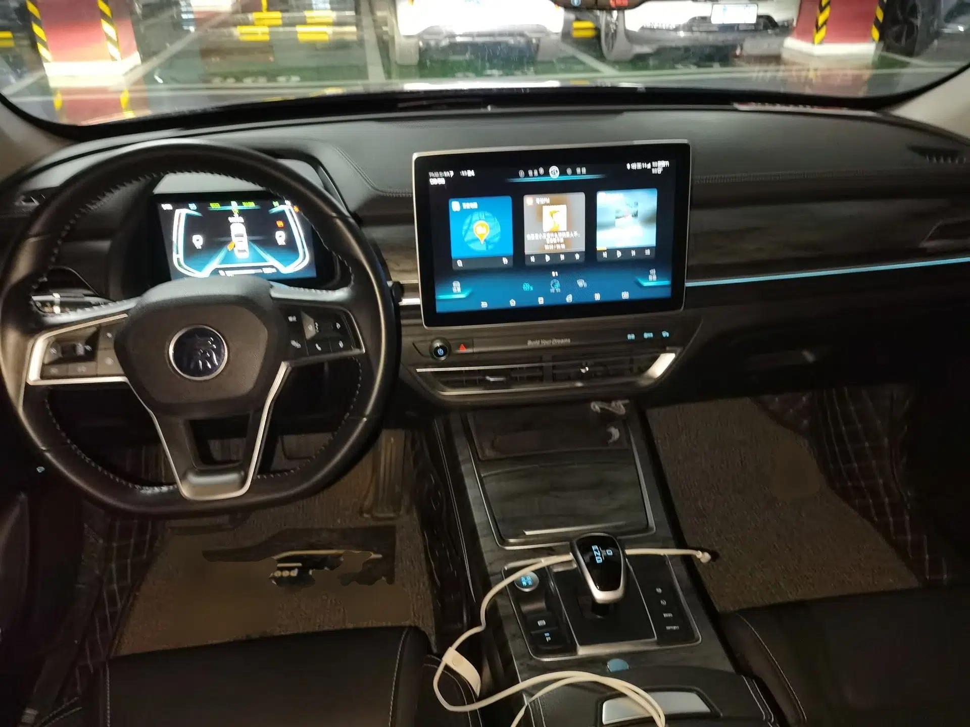 Used BYD Qin Pro New Energy 2018 EV500 Smart Connect Elite Model — миниатюра 9