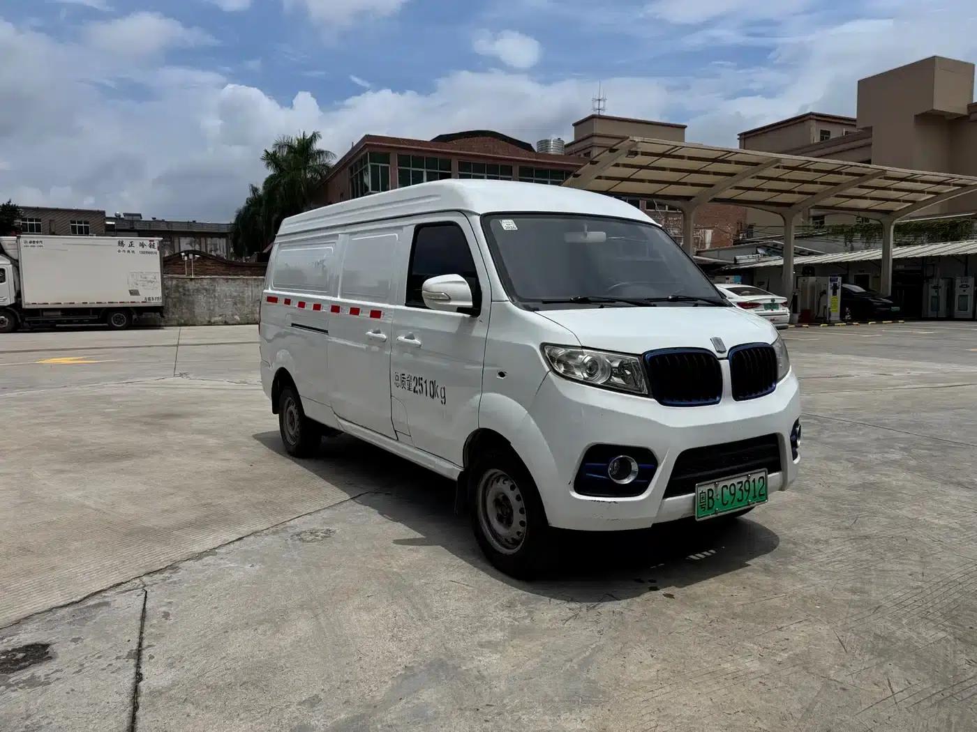 Remote E5 2019 E5L Pure Electric Van - Guoxuan 39.9kWh — миниатюра 3