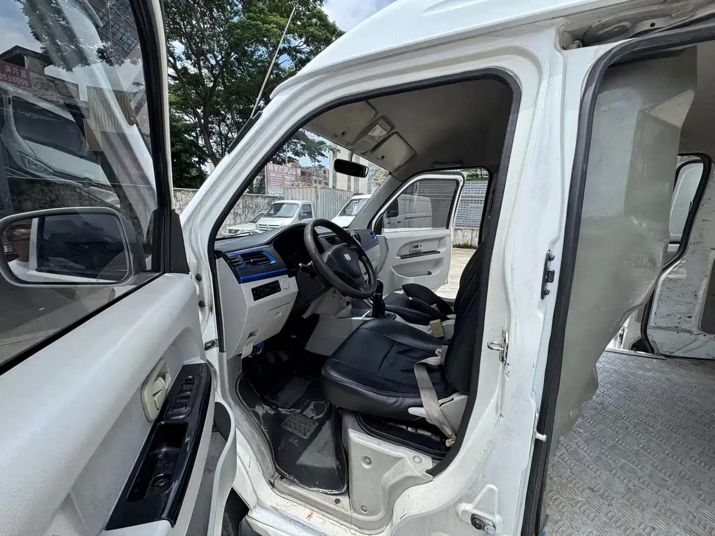 Remote E5 2019 E5L Pure Electric Van - Guoxuan 39.9kWh — миниатюра 4
