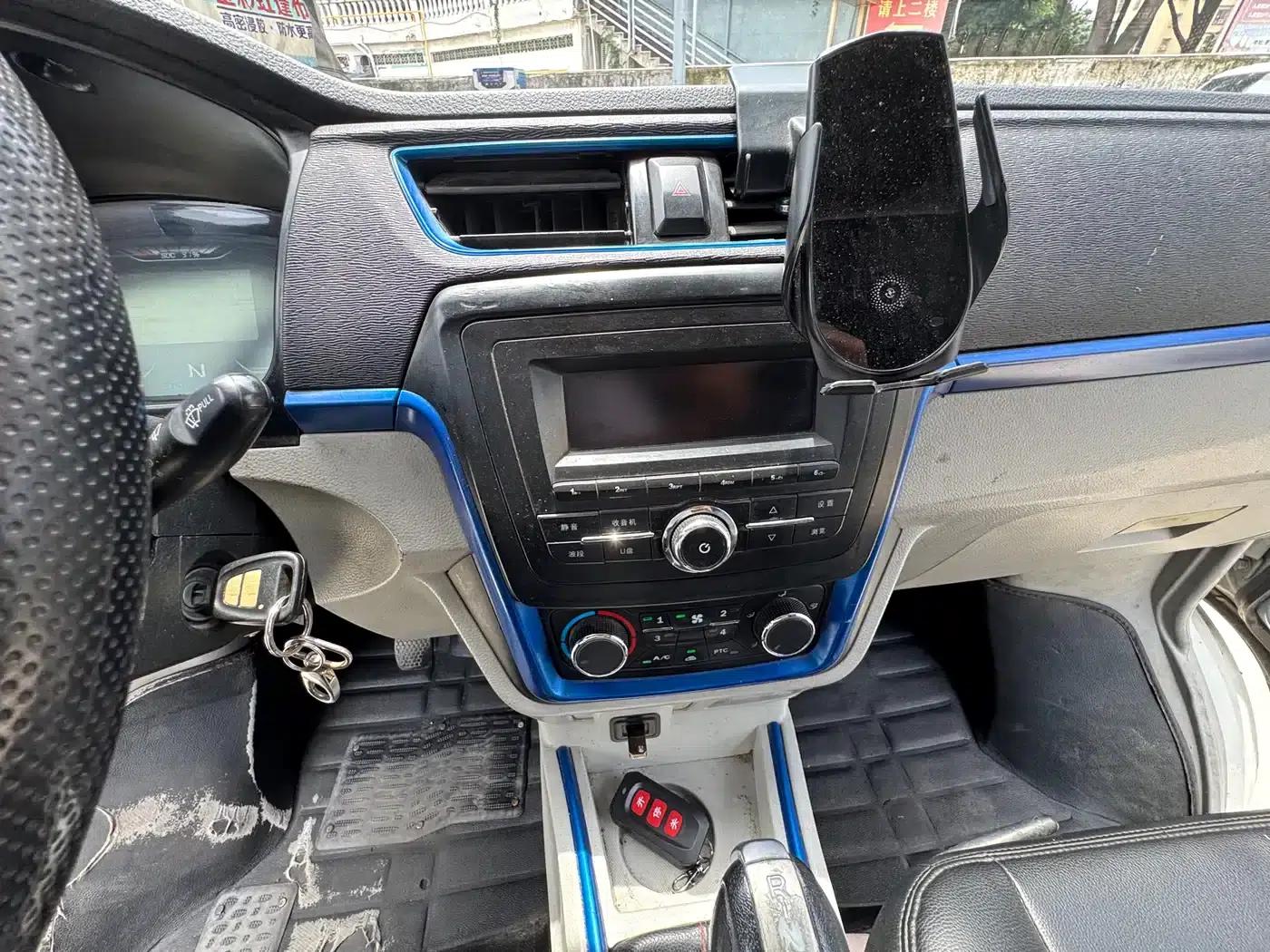 Remote E5 2019 E5L Pure Electric Van - Guoxuan 39.9kWh — миниатюра 6