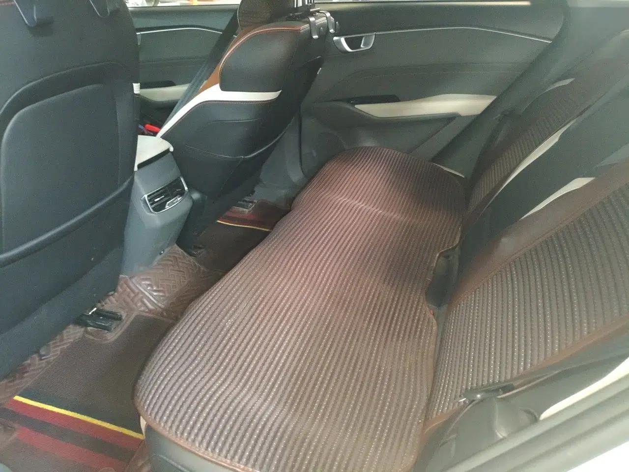 Used Baojun RC-6 2019 1.5T CVT 24-Hour Online Luxury Edition — миниатюра 17