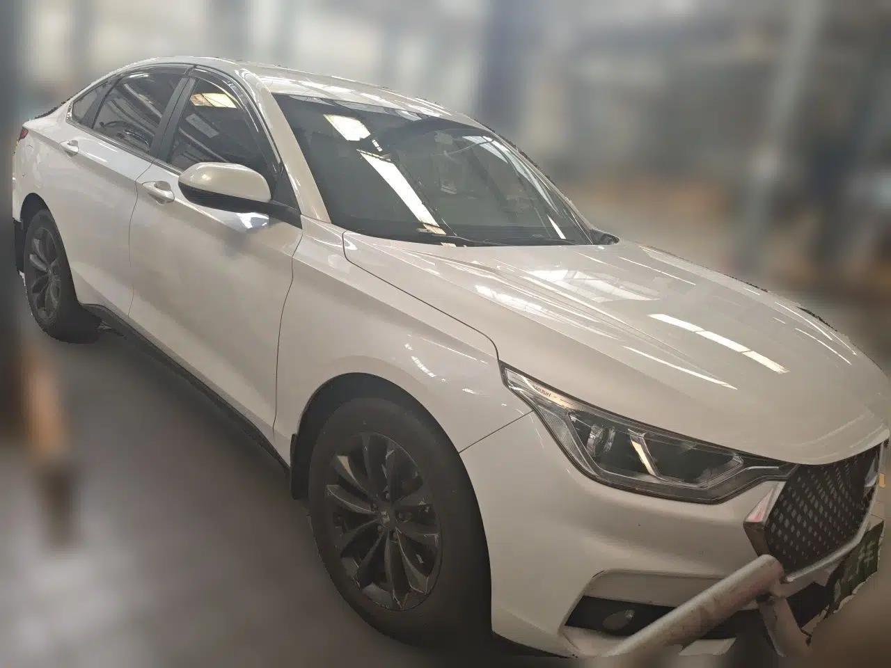 Used Baojun RC-6 2019 1.5T CVT 24-Hour Online Luxury Edition — миниатюра 3