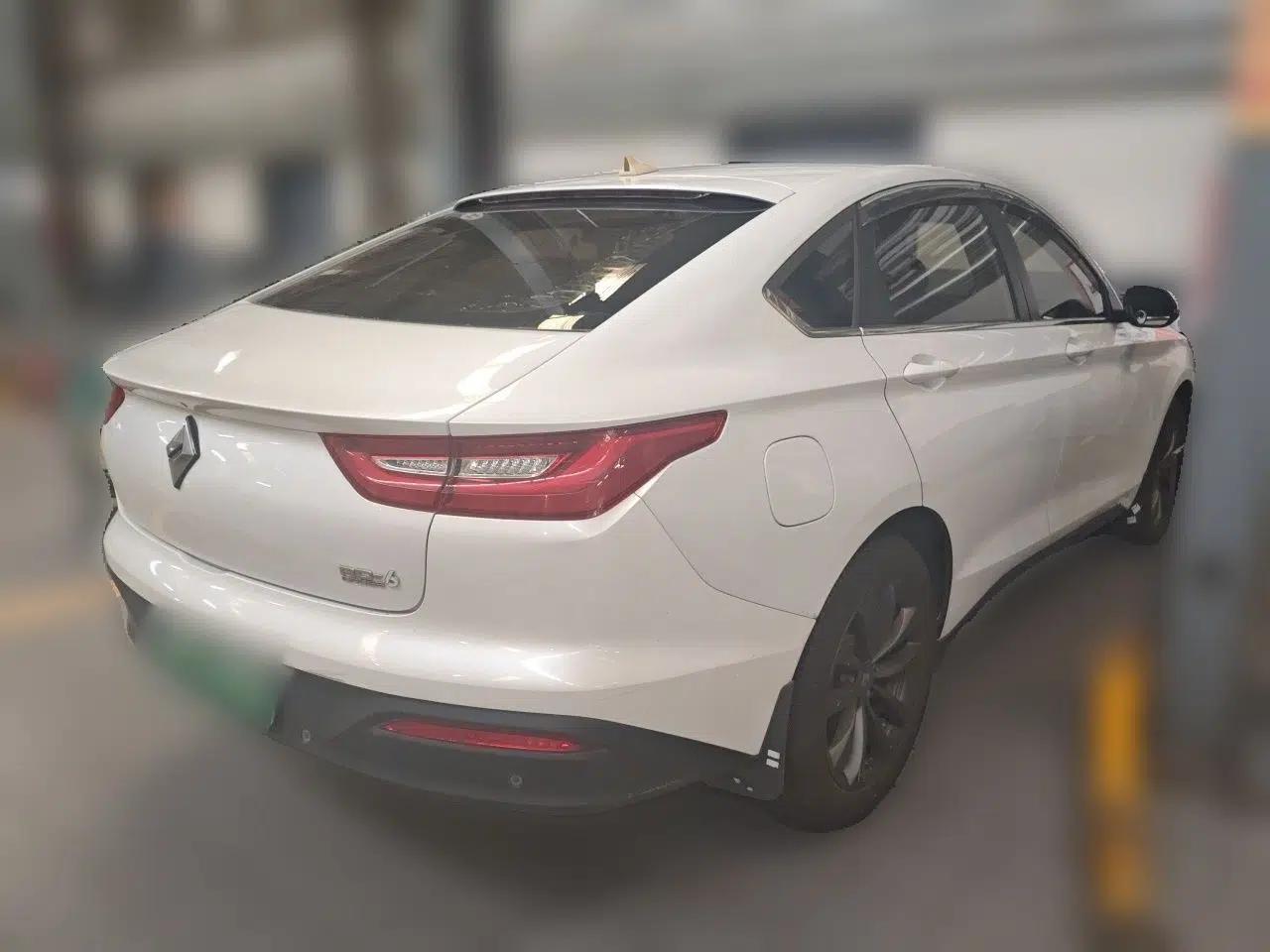 Used Baojun RC-6 2019 1.5T CVT 24-Hour Online Luxury Edition — миниатюра 6