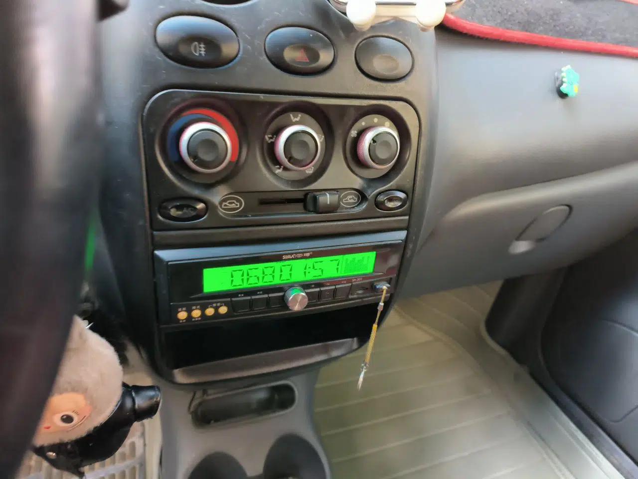Used Baojun Lechi 2012 Revised 1.0L Manual P-TEC Standard Edition — миниатюра 13