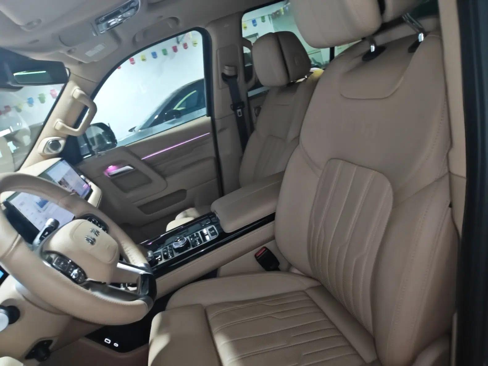 Used BAIC Off-Road BJ60 Leiting 2024 Magic Electric Drive Advanced Version 5 Seats — миниатюра 17