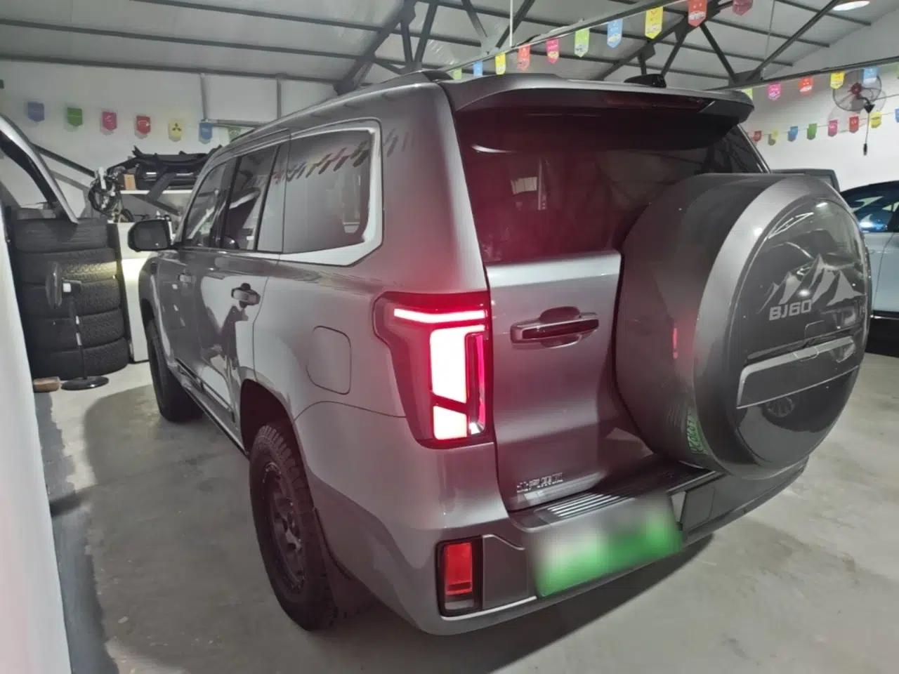 Used BAIC Off-Road BJ60 Leiting 2024 Magic Electric Drive Advanced Version 5 Seats — миниатюра 4