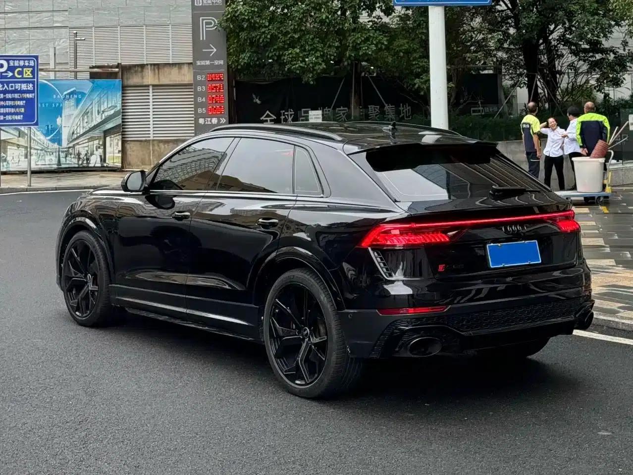 2021 Audi RS Q8 4.0T — миниатюра 4