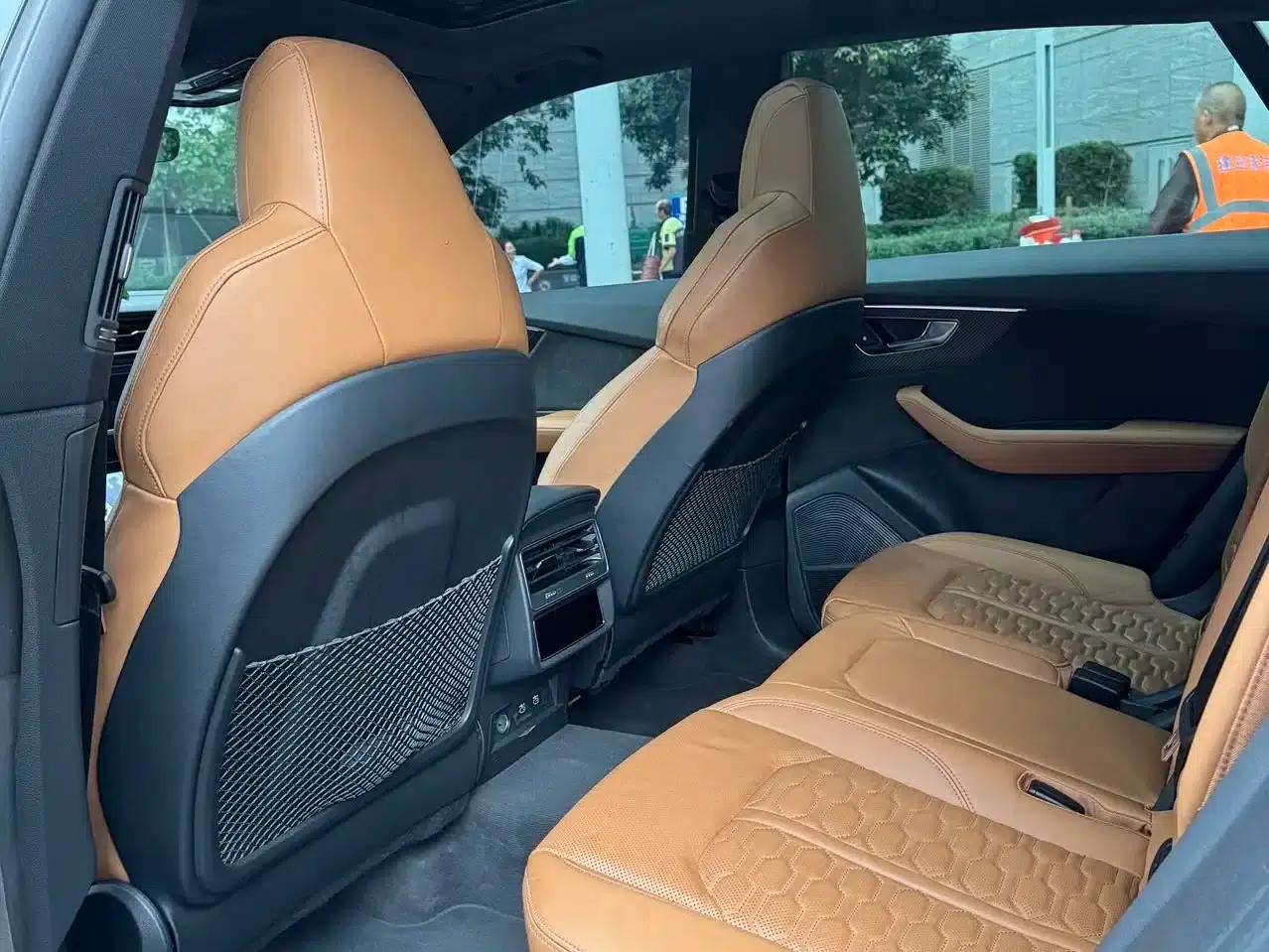 2021 Audi RS Q8 4.0T — миниатюра 10