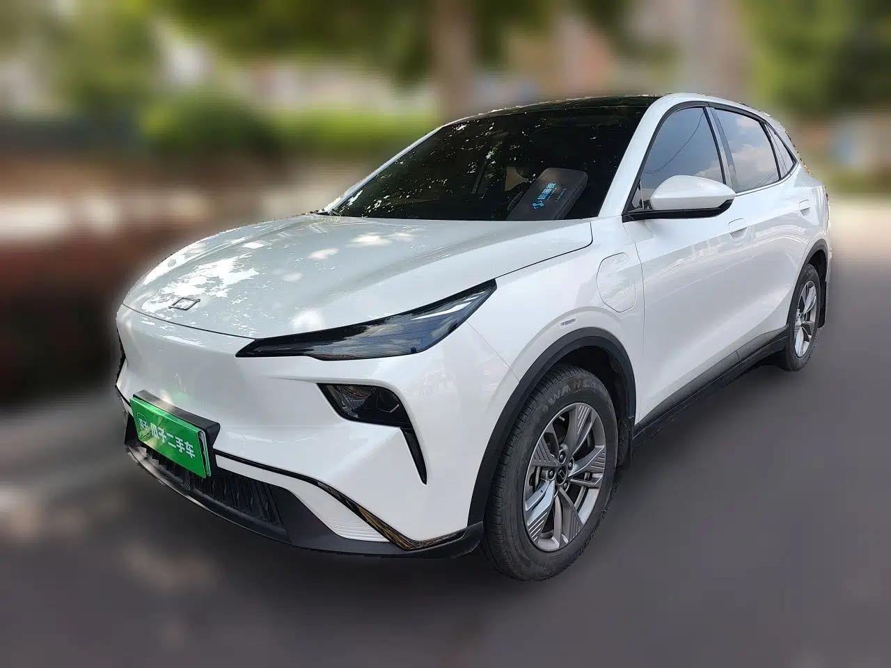 Used Bestune Yueyi 03 2025 445km Joyful Edition — миниатюра 1