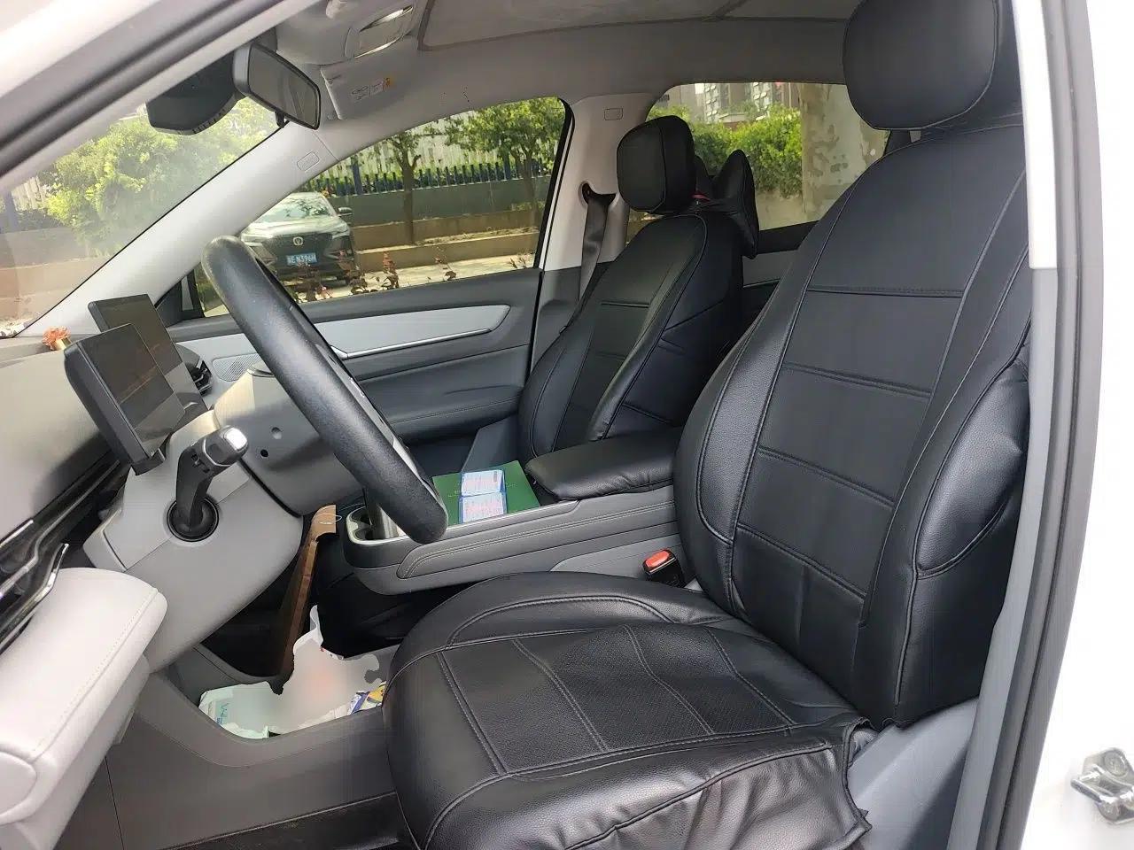 Used Bestune Yueyi 03 2025 445km Joyful Edition — миниатюра 15