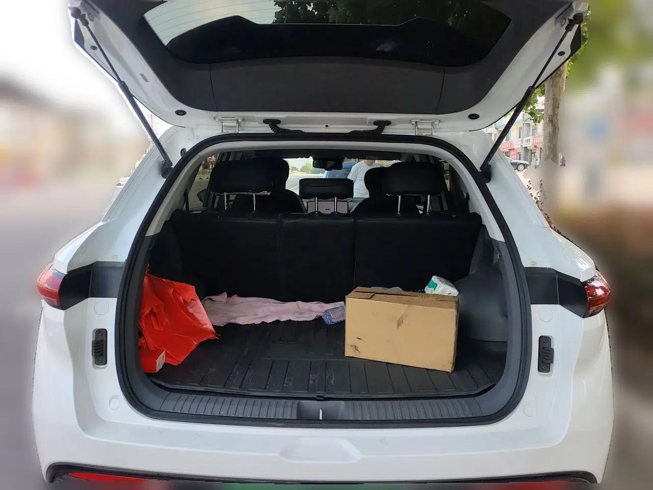Used Bestune Yueyi 03 2025 445km Joyful Edition — миниатюра 19