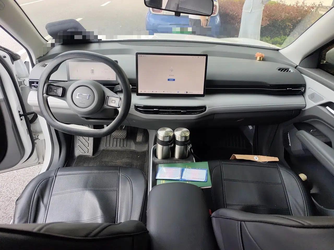Used Bestune Yueyi 03 2025 445km Joyful Edition — миниатюра 9