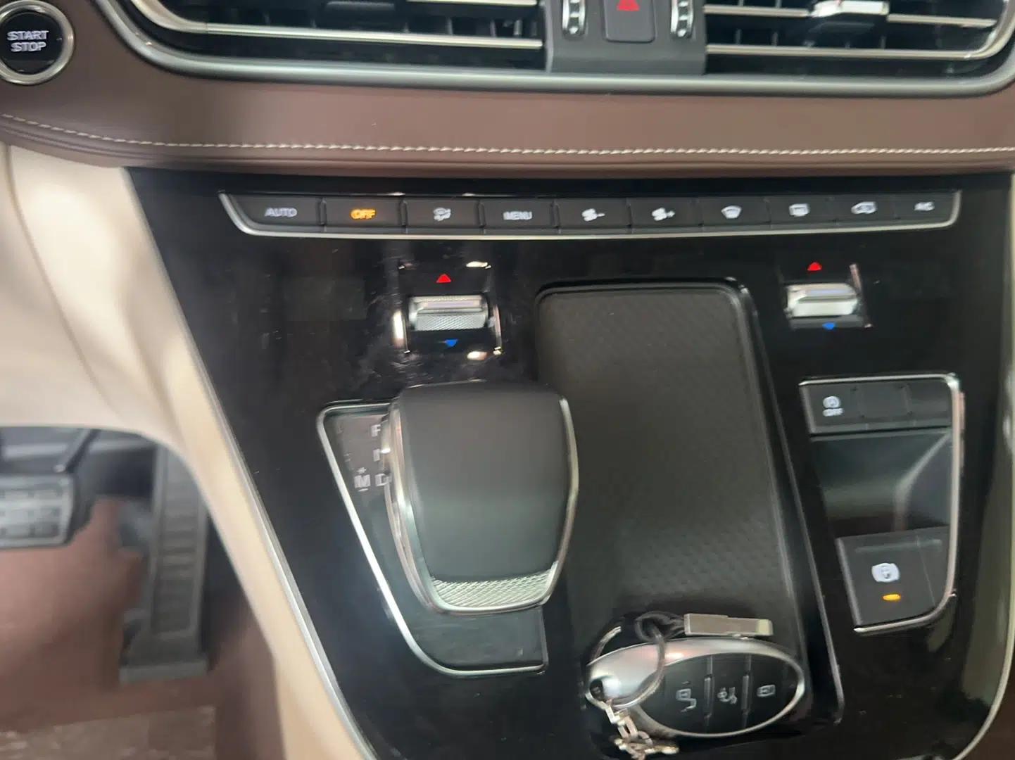 Used Bestune M9 2023 2.0T Prestige Edition — миниатюра 11