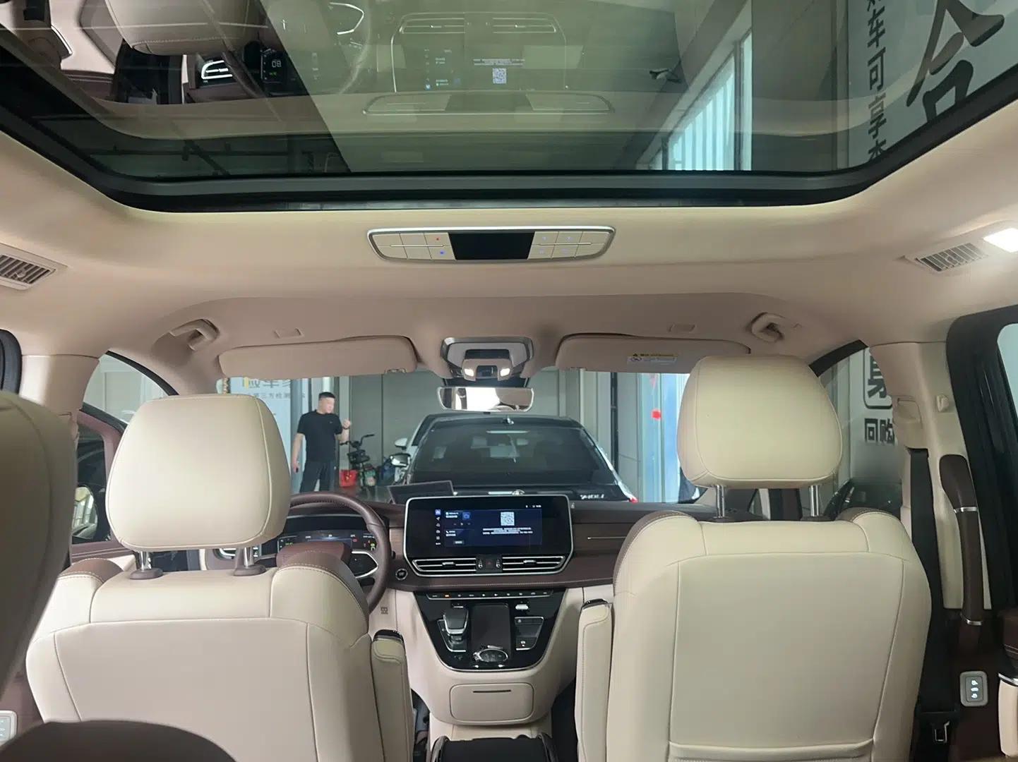 Used Bestune M9 2023 2.0T Prestige Edition — миниатюра 13