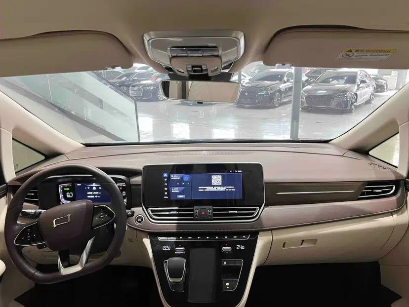 Used Bestune M9 2023 2.0T Prestige Edition — миниатюра 15
