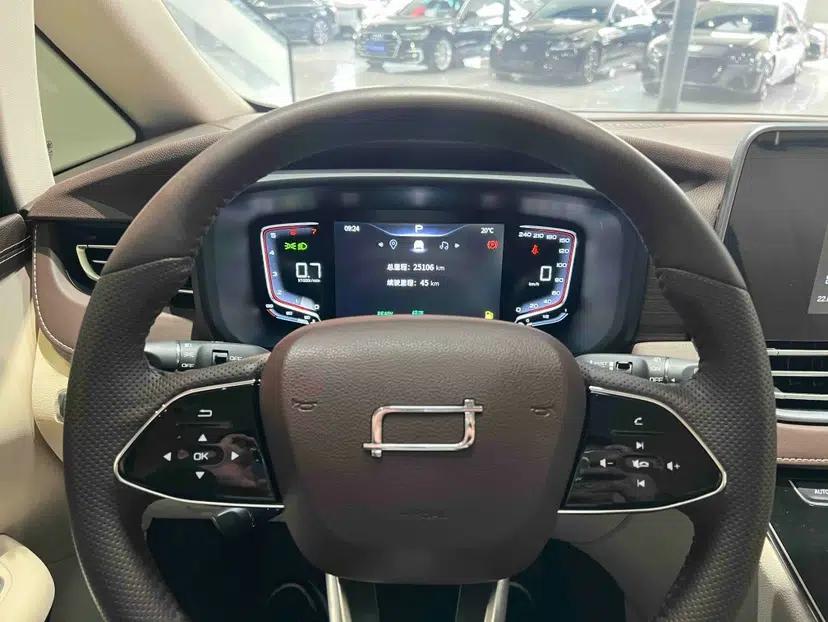 Used Bestune M9 2023 2.0T Prestige Edition — миниатюра 16