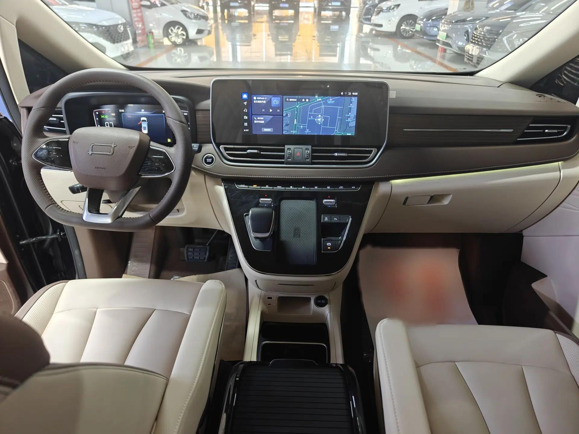 Used Bestune M9 2023 2.0T Ultimate Edition — миниатюра 9