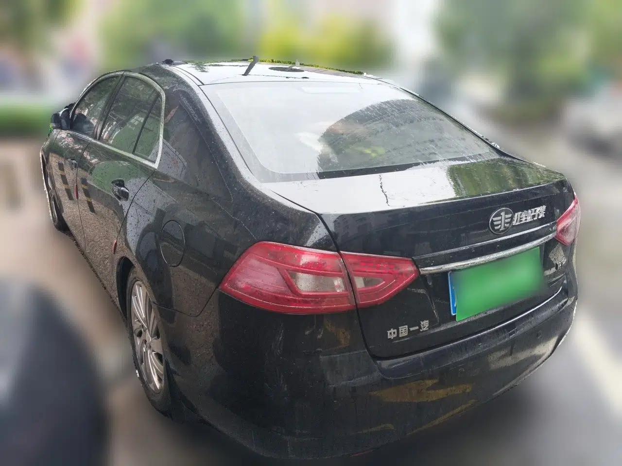 Used Bestune B90 2016 10th Anniversary Edition 1.8T Automatic Luxury Model — миниатюра 4