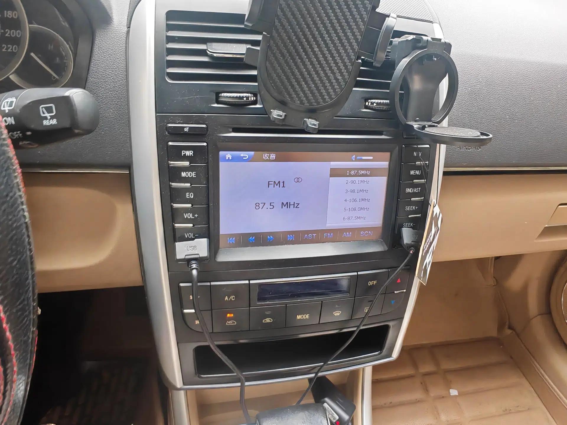 Used BAIC E Series 2012 Hatchback 1.5L Automatic Leshang Version — миниатюра 13