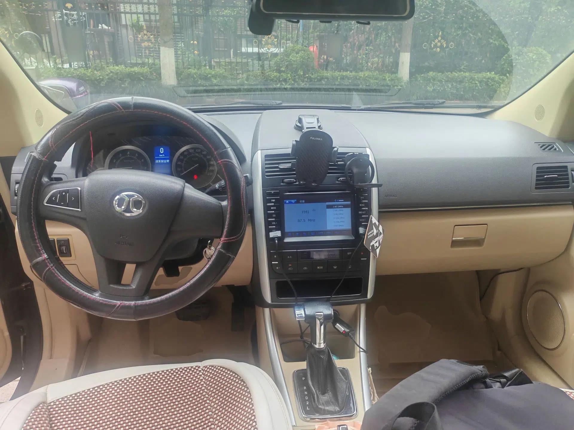 Used BAIC E Series 2012 Hatchback 1.5L Automatic Leshang Version — миниатюра 9