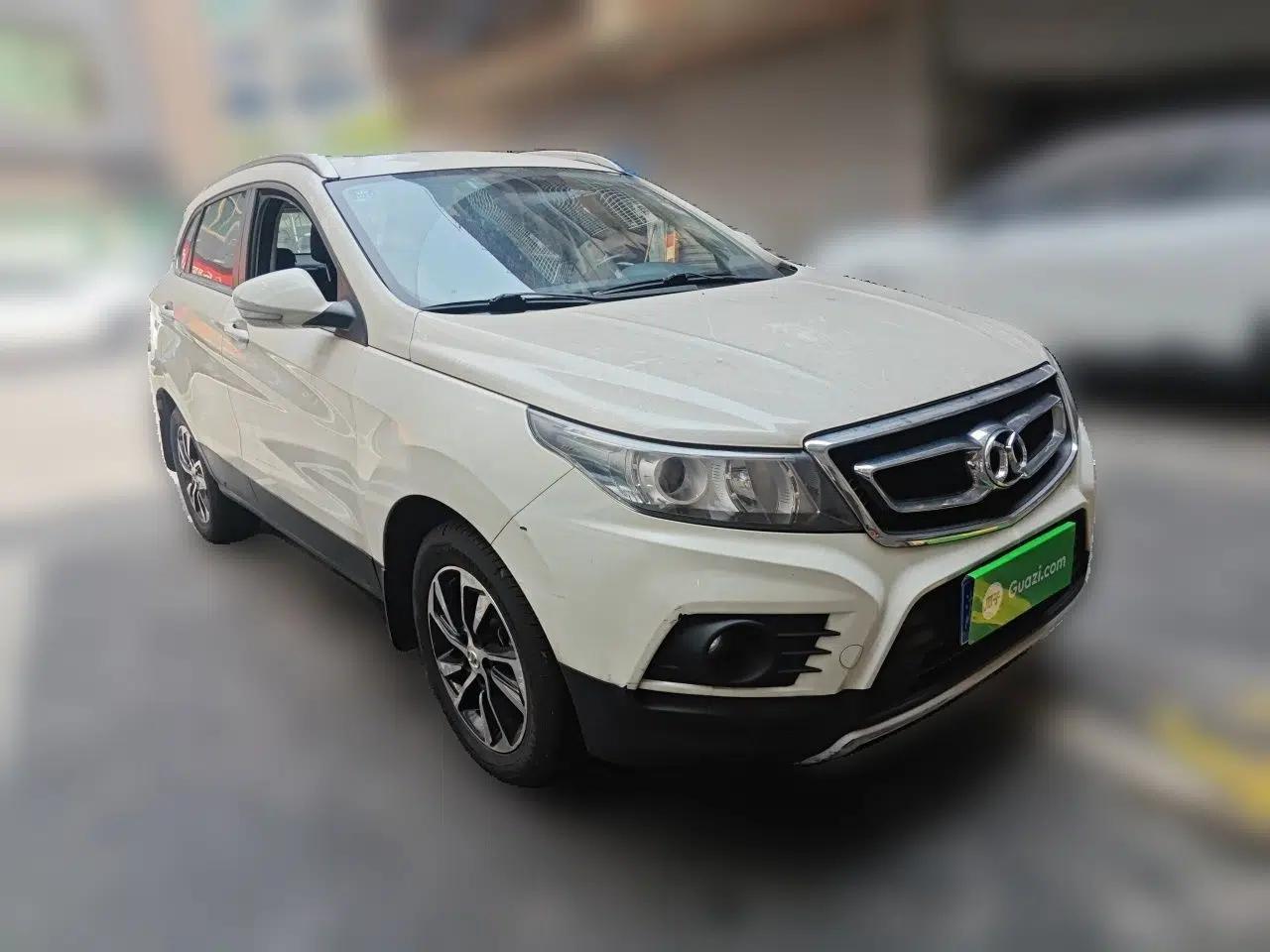 Used BAIC Senova X55 2016 1.5T CVT Elite Edition — миниатюра 3