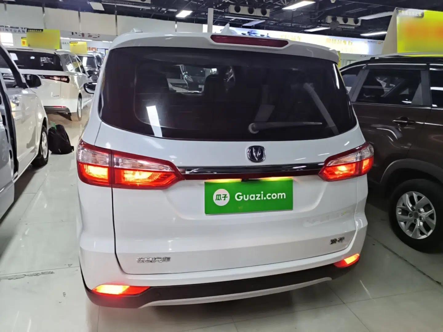 Used CHANGAN Lingxuan 2017 1.6L Manual Elite Model — миниатюра 5