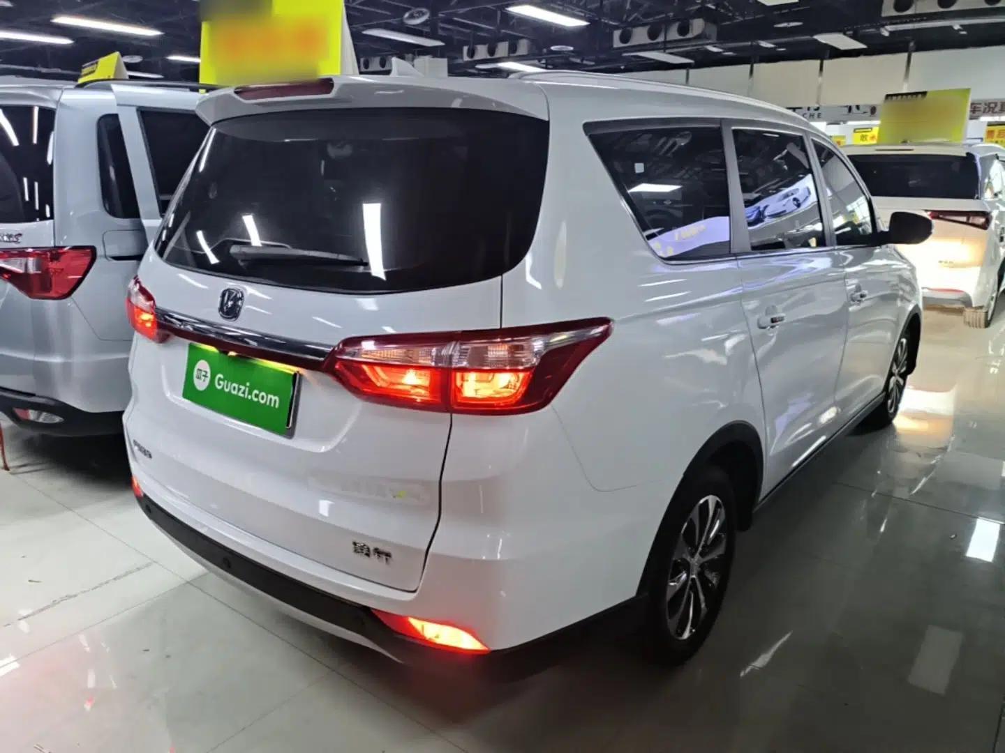 Used CHANGAN Lingxuan 2017 1.6L Manual Elite Model — миниатюра 6