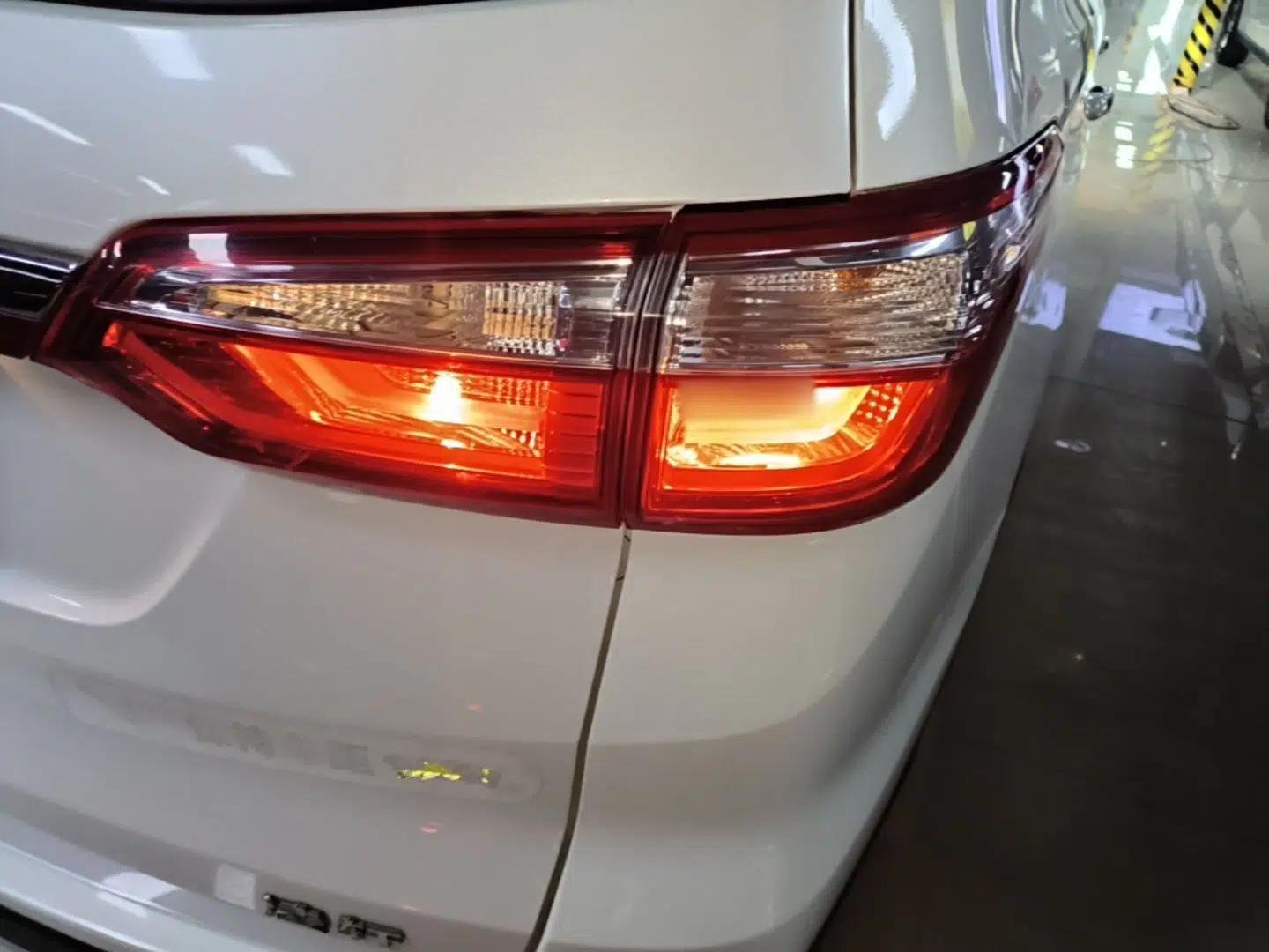 Used CHANGAN Lingxuan 2017 1.6L Manual Elite Model — миниатюра 9