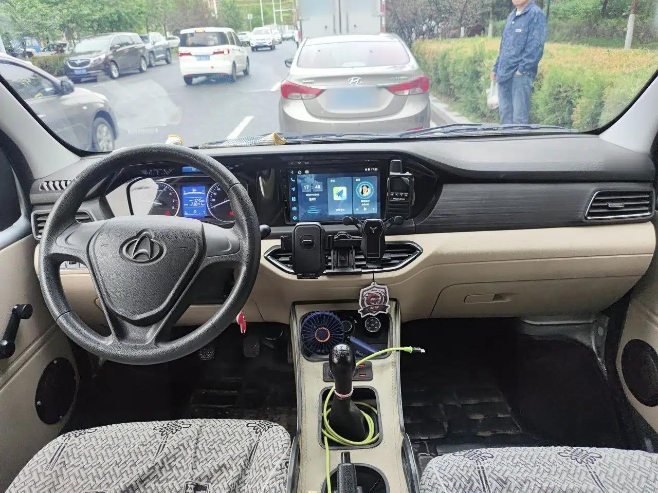 Used CHANGAN KUAYUE Xing V3 2023 1.3L Gasoline Comfort Model 2-Seater Van — миниатюра 9