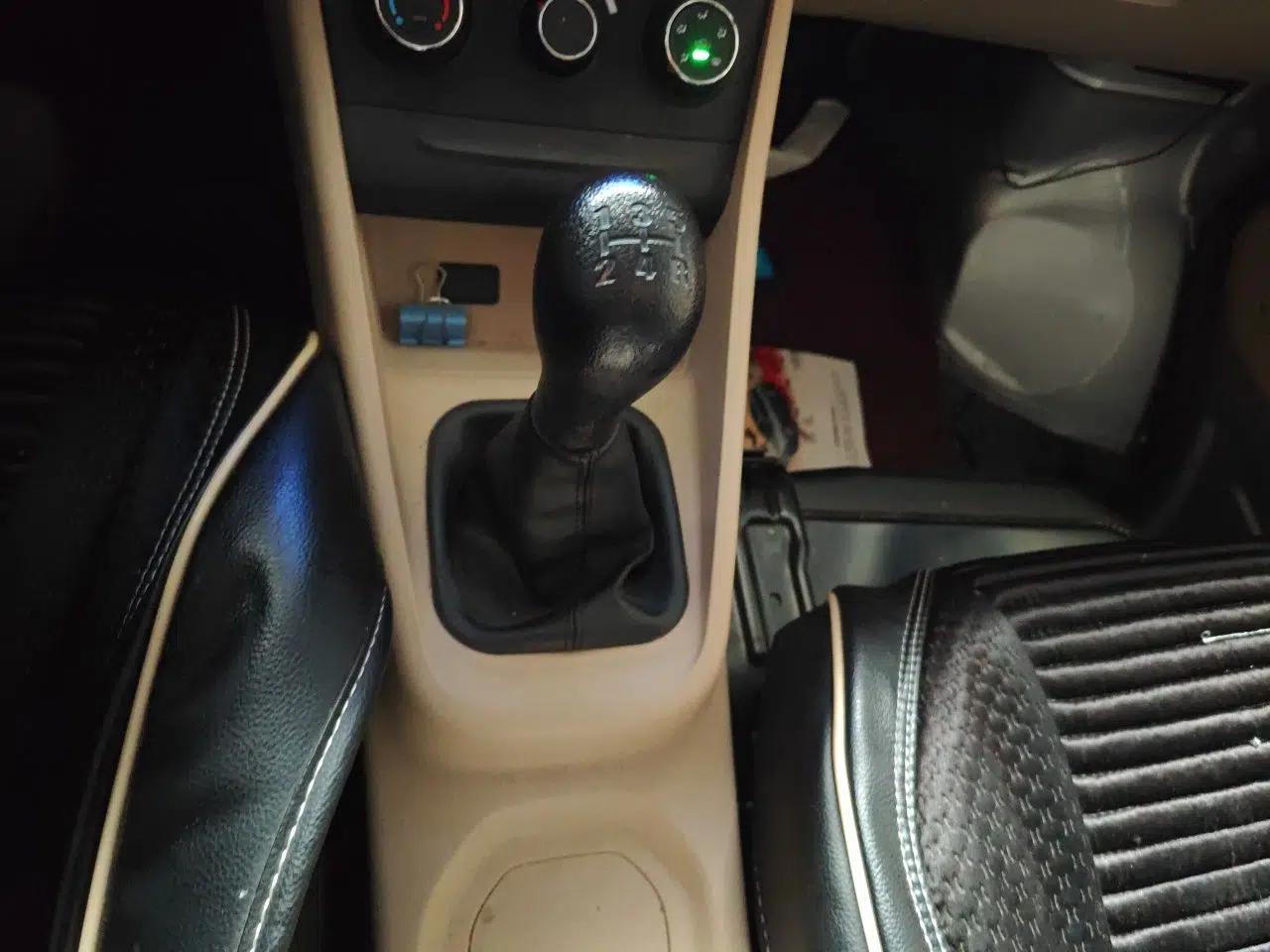 Used CHANGAN KUAYUE Xing V3 2023 1.3L Gasoline Standard Version 2-Seater Van — миниатюра 14