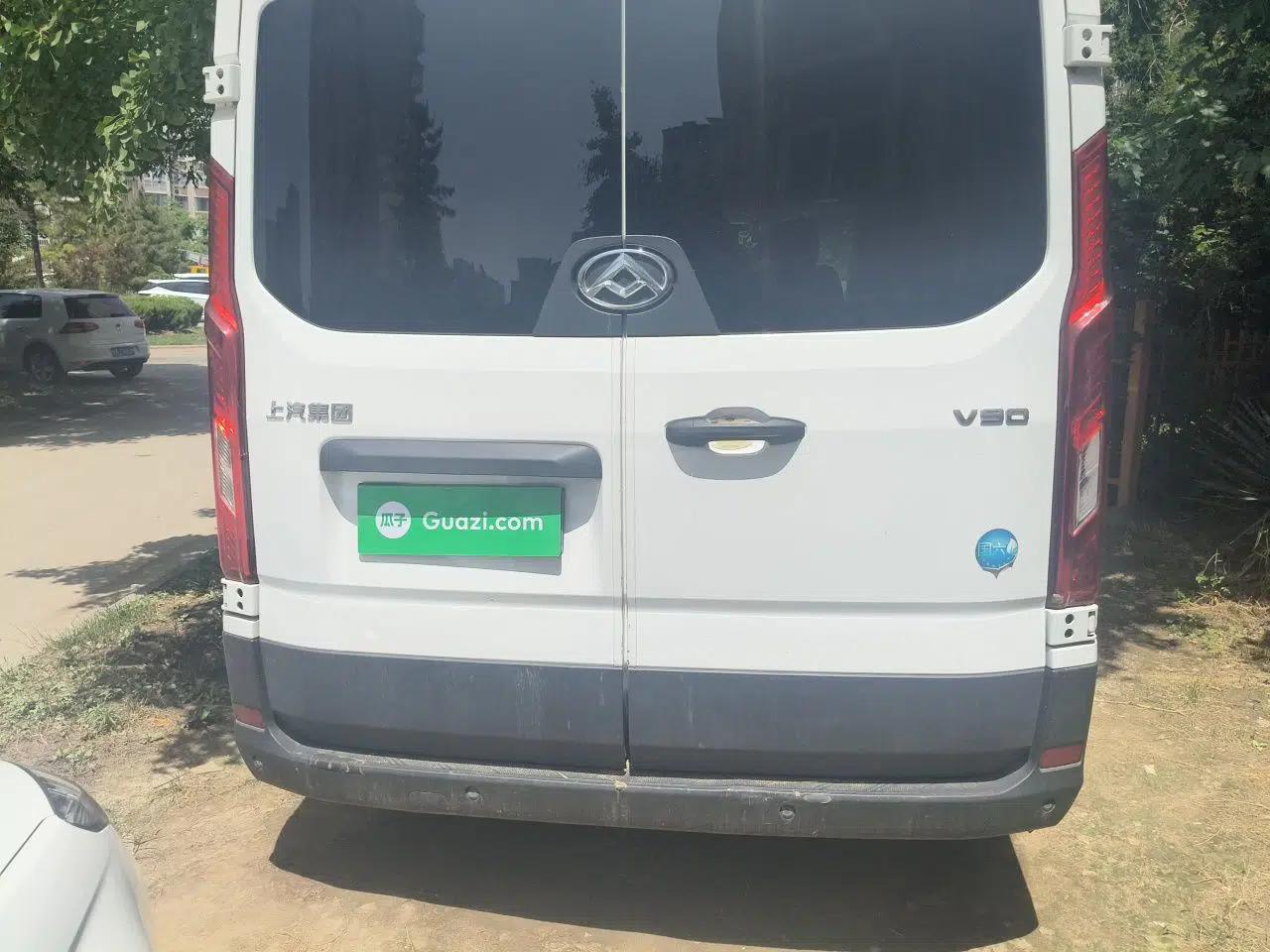 Used SAIC MAXUS Xintu V90 2020 2.0T Manual - Yunjie Version Front-Wheel Drive Rear Single Tire Long Wheelbase High-Roof 7-Seater — миниатюра 5