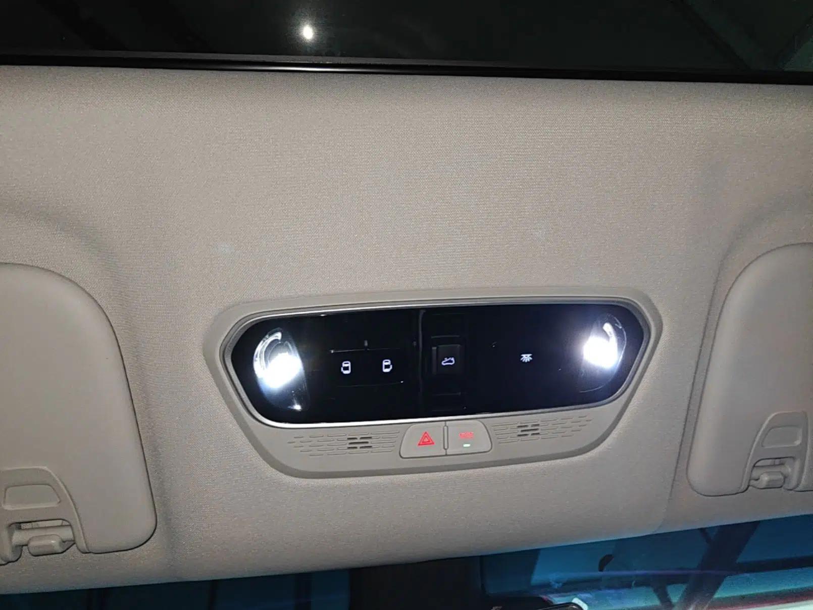 Used SAIC MAXUS G90 2022 2.0T Interstellar Seven-Seater — миниатюра 26