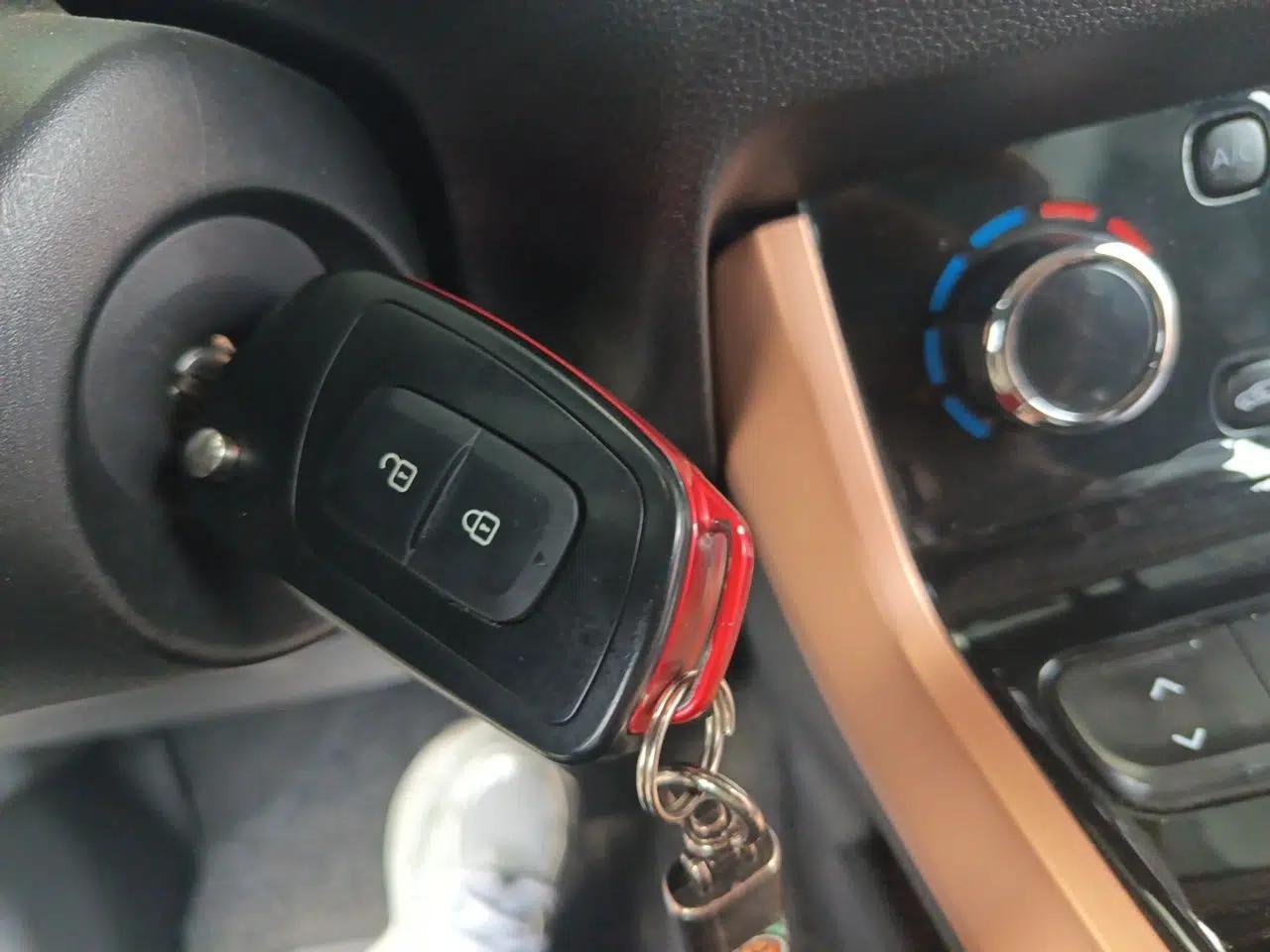 Used Dongfeng NAMMI BOX 2022 Chasing Wind Edition 351 km Advanced Model — миниатюра 17