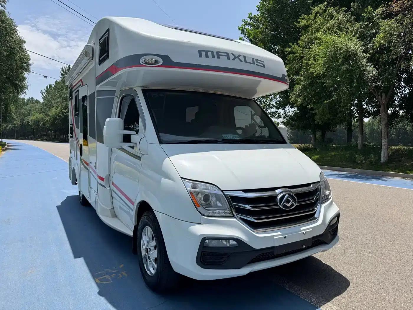 SAIC MAXUS V80 RV 2021 Model 2.0T Lifestyle V80 RV with Transverse Bed — миниатюра 2