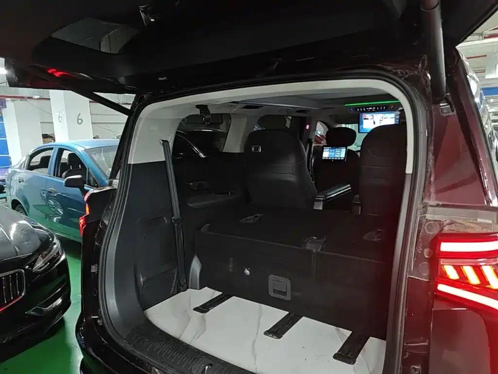Maxus G90 2022 2.0T Interstellar 7-Seater Edition — миниатюра 19