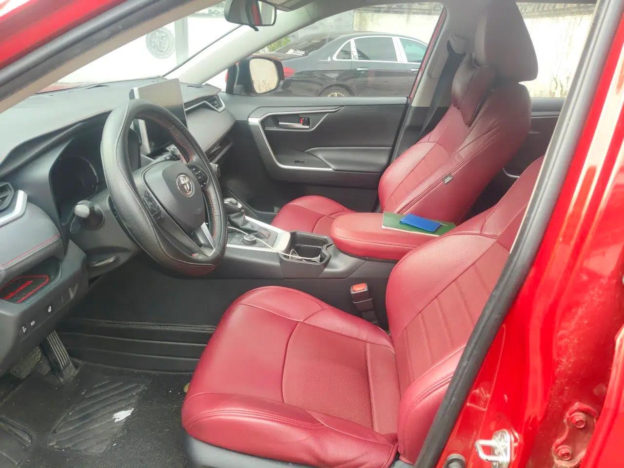 Used Toyota Wildlander New Energy 2021 High-Performance Edition 2.5L Two-Wheel Drive Powerful Version — миниатюра 15