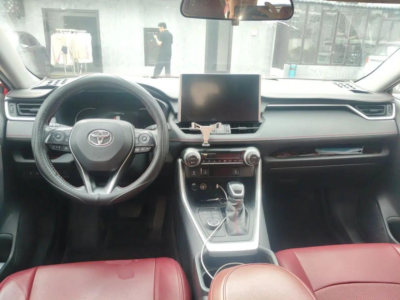 Used Toyota Wildlander New Energy 2021 High-Performance Edition 2.5L Two-Wheel Drive Powerful Version — миниатюра 9