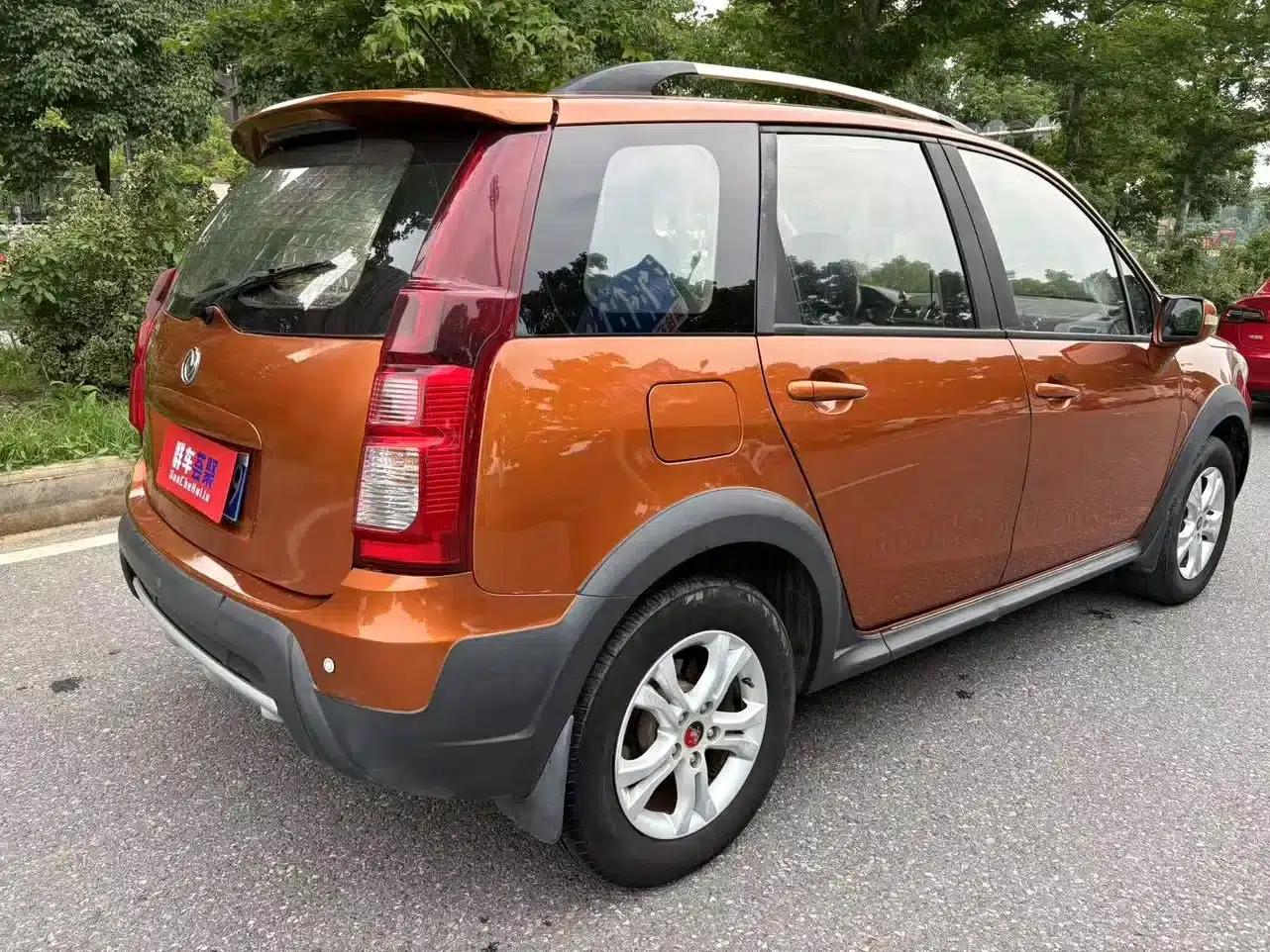 Jingyi X3 2015 1.5L Comfort Model — миниатюра 13