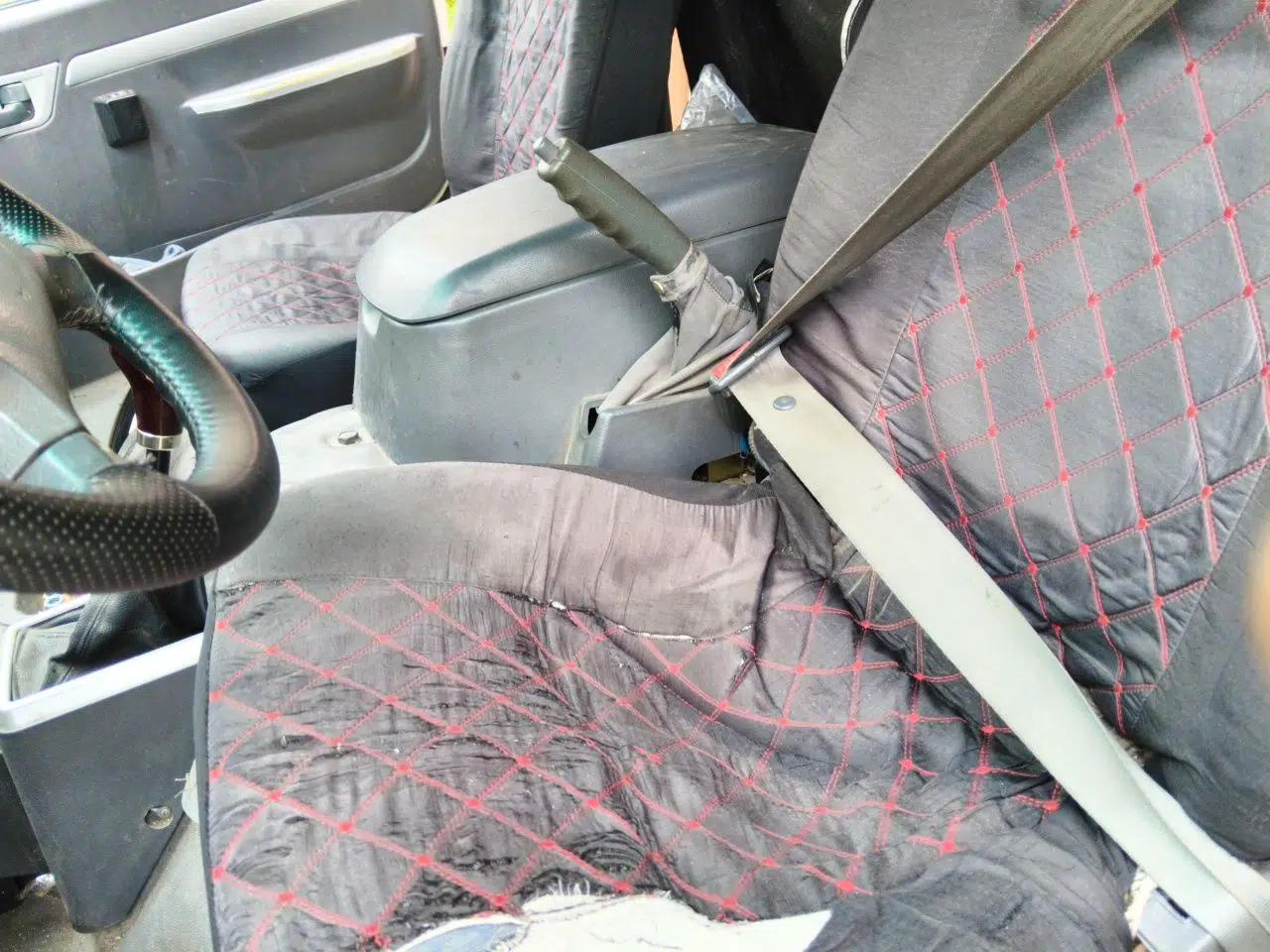 Used Foton Scenic 2014 2.0L Express Classic Long-Wheelbase High-Roof 4Q20M — миниатюра 15