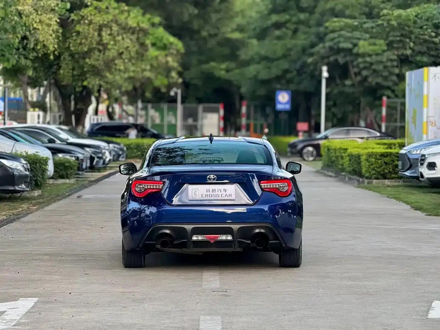 Toyota 86 2019 2.0L Manual Deluxe Edition — миниатюра 4