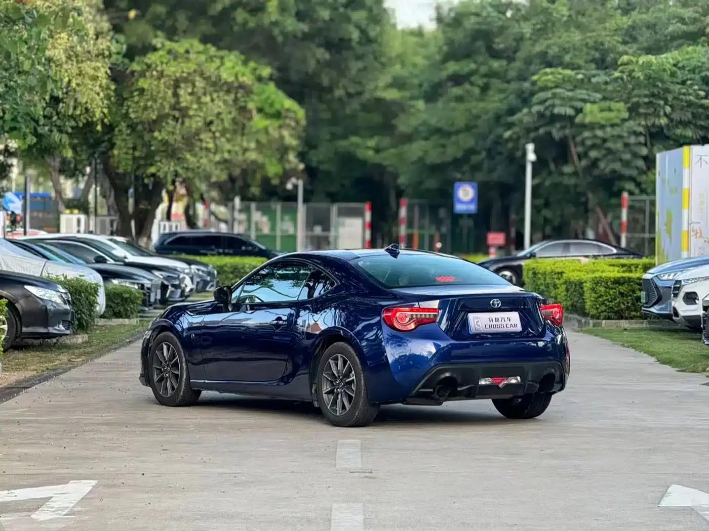 Toyota 86 2019 2.0L Manual Deluxe Edition — миниатюра 6
