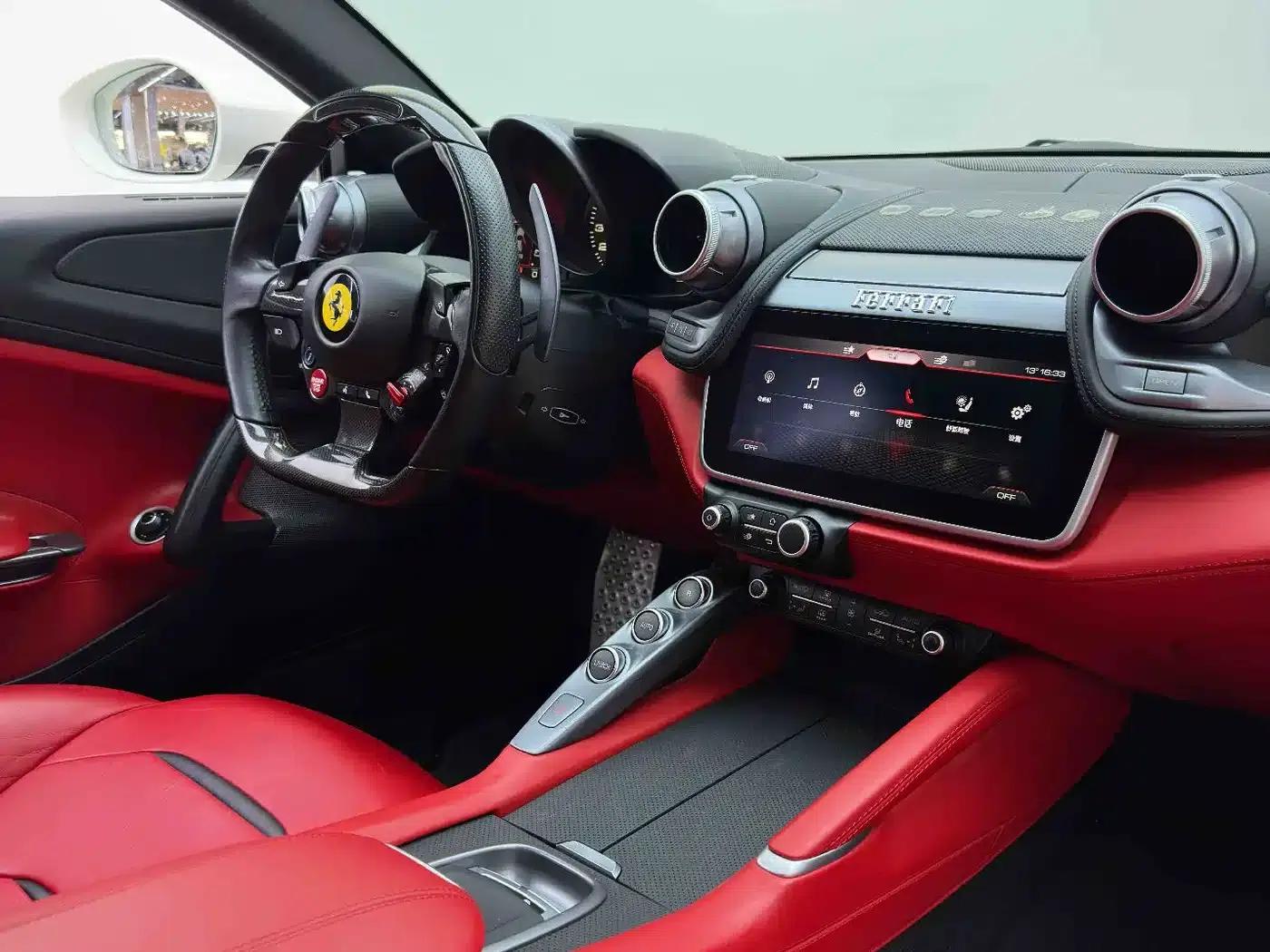 2017 GTC4Lusso 3.9T V8 — миниатюра 13