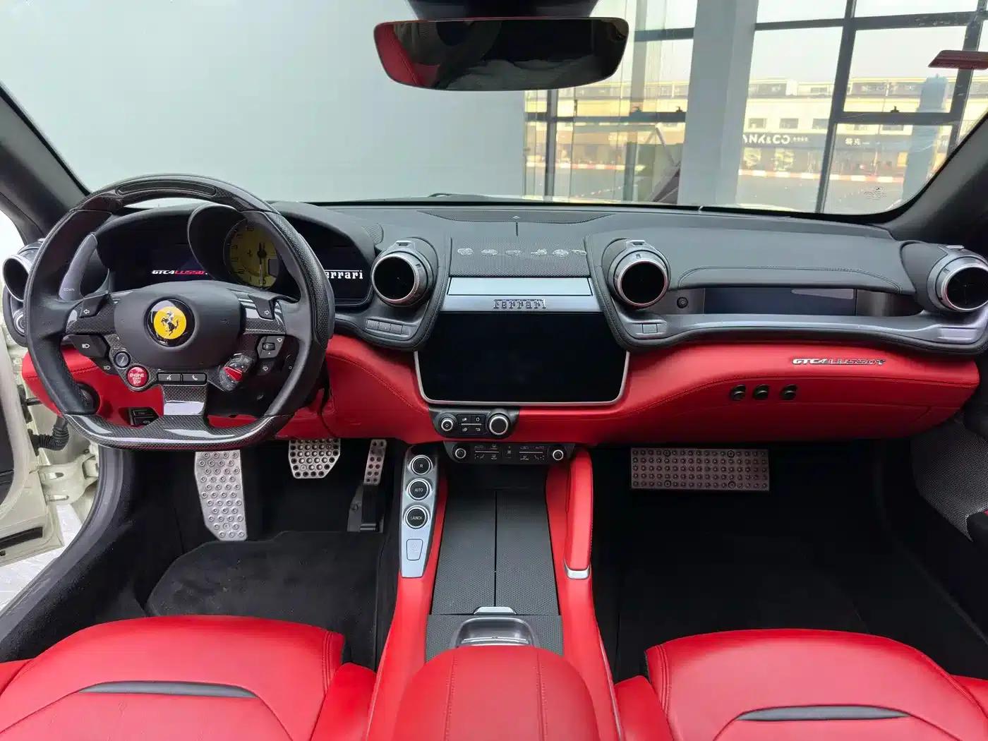 2017 GTC4Lusso 3.9T V8 — миниатюра 24