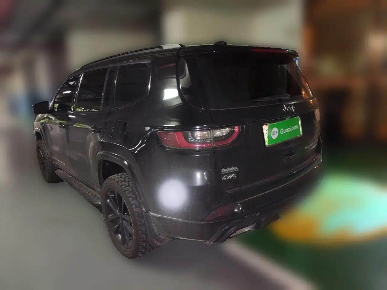Used Jeep Commander PHEV 2020 2.0T Plug-in Hybrid Premium Edition — миниатюра 4