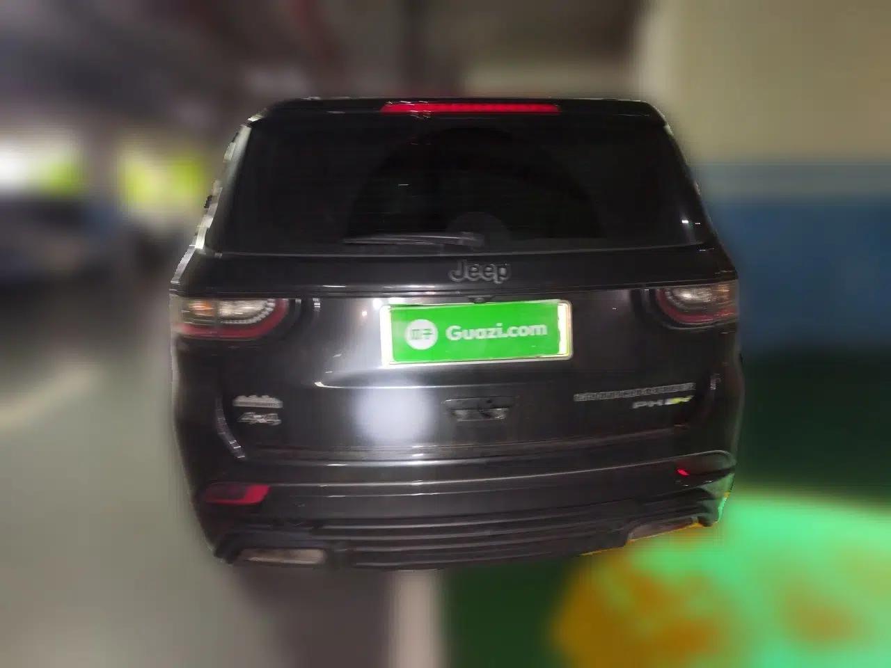 Used Jeep Commander PHEV 2020 2.0T Plug-in Hybrid Premium Edition — миниатюра 5