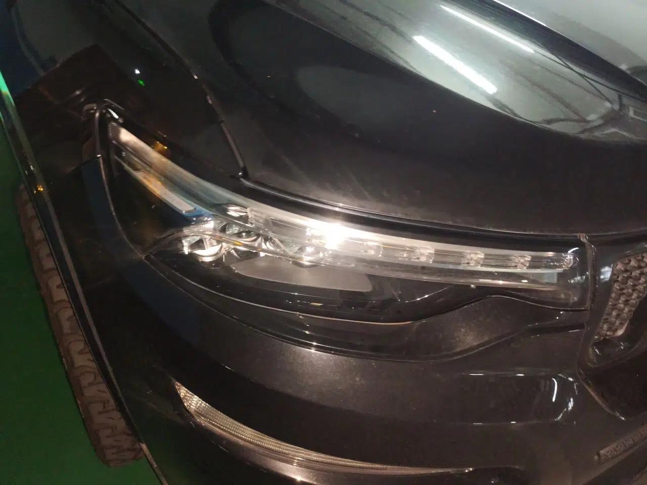 Used Jeep Commander PHEV 2020 2.0T Plug-in Hybrid Premium Edition — миниатюра 7