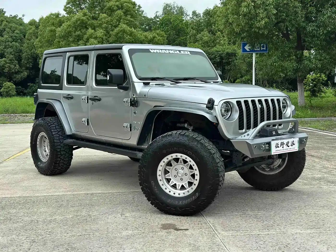 Jeep Wrangler New Energy 2021 Model 4-Door 2.0T 4xe Sahara — миниатюра 3