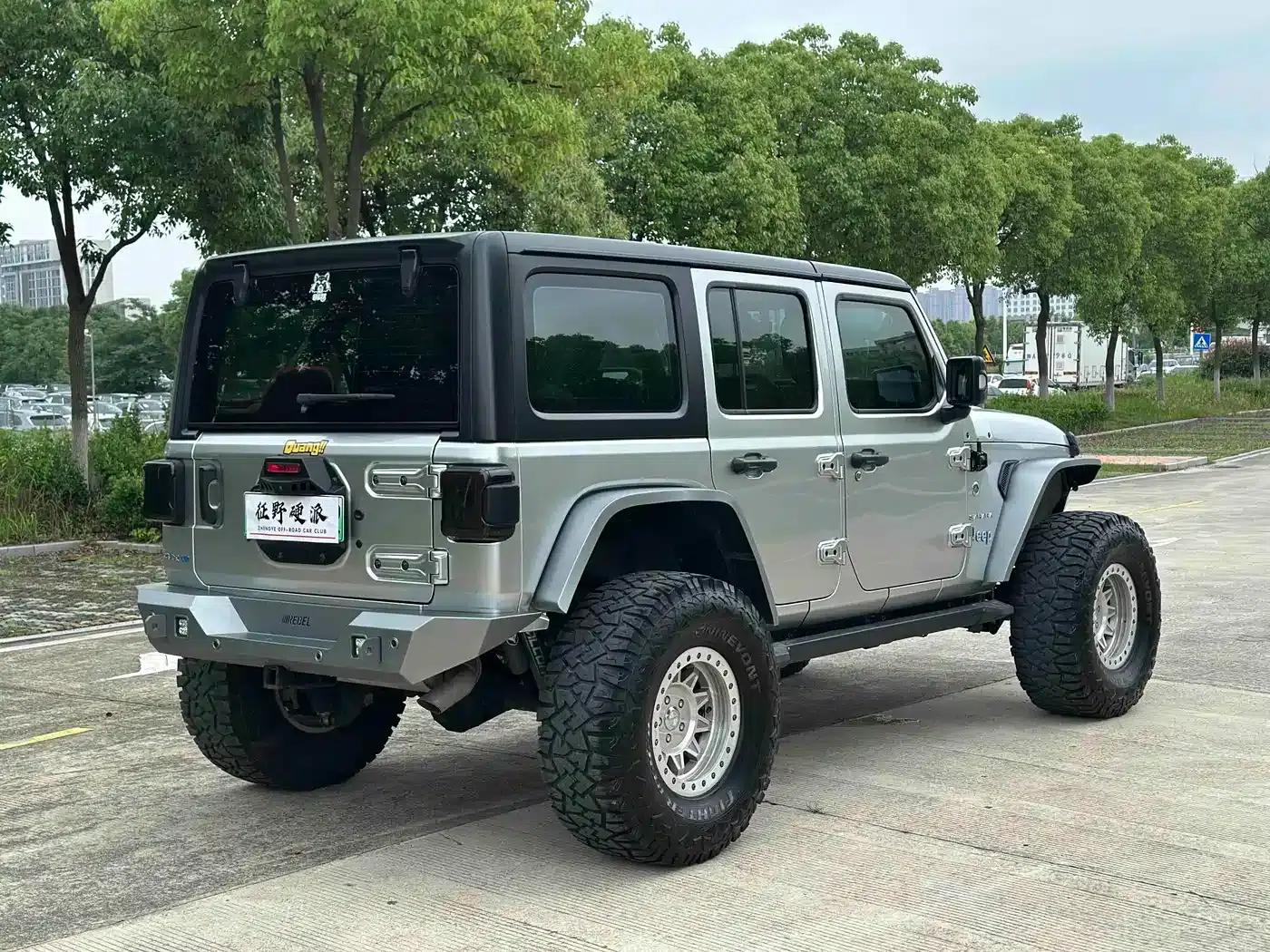 Jeep Wrangler New Energy 2021 Model 4-Door 2.0T 4xe Sahara — миниатюра 4