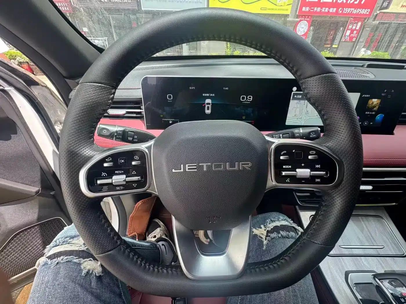 Jetour X70 PRO 2023 1.5T DCT Comfort Edition 7-seater — миниатюра 13